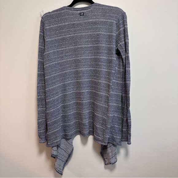 Volcom Cardigan - Picture 6 of 6